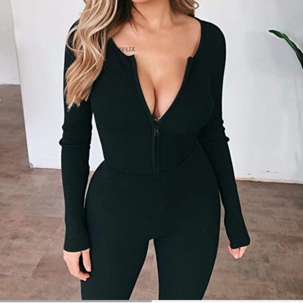 Ribbed double zipper top